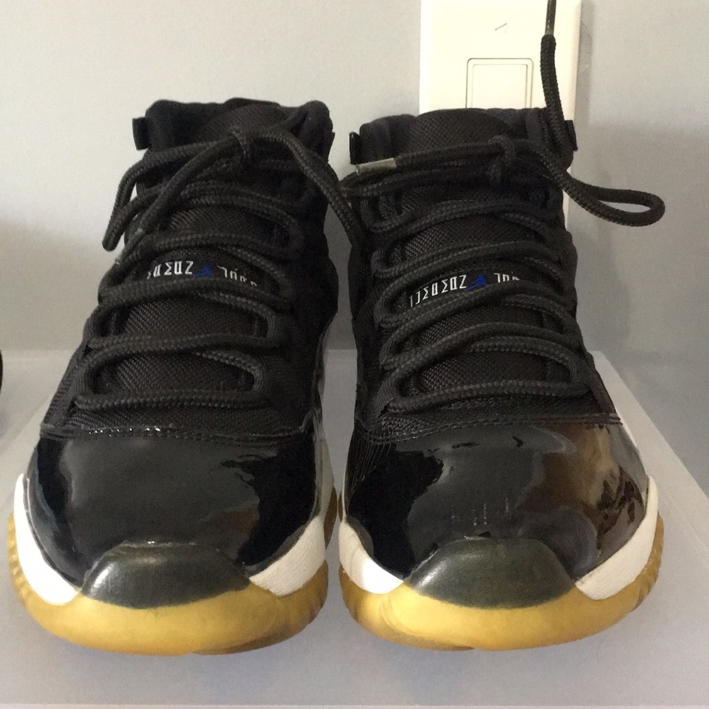 2009 space jams size 10 7/10